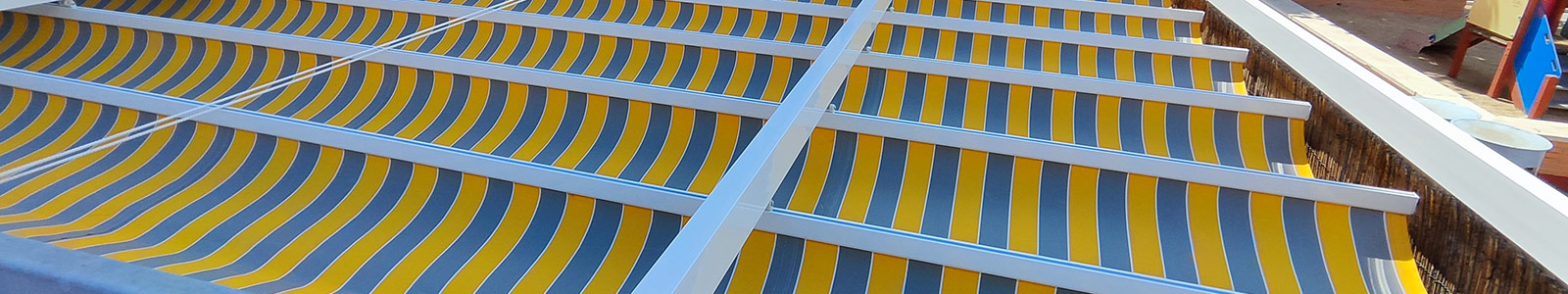 Fabricacion e instalacion de toldos en Cobeña.